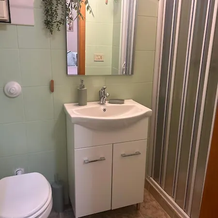 Zisa Apartment
